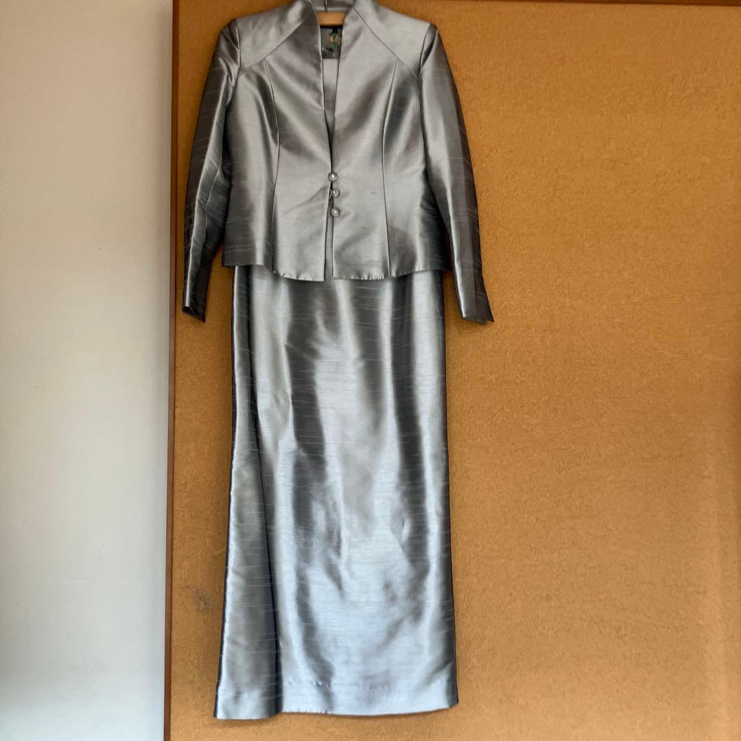 東京ソワールドルチェマザーズドレス シルバーシャンタンジャケットロングドレス シルバー】シャンブレーシャンタン ストレートライン ロングドレス