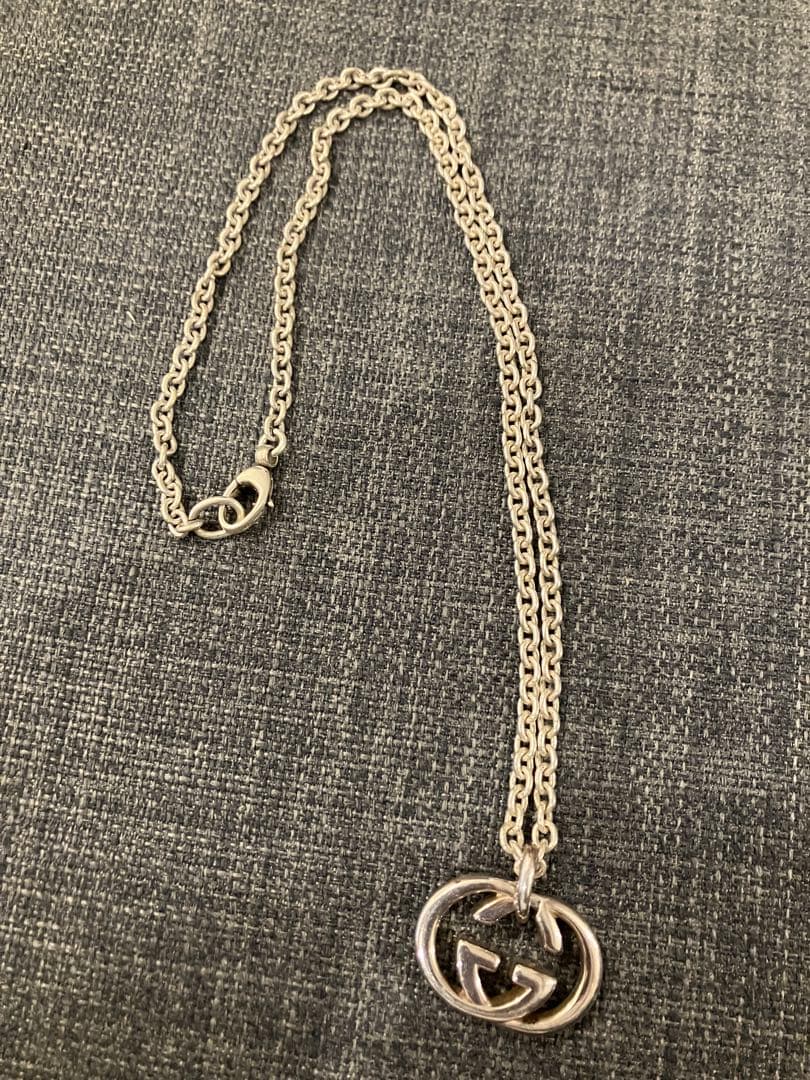 ゆ*な様 GUCCI グッチ GGロゴ シルバーネックレス 925 グッチ GUCCI ネックレス ジュエリー ペンダント GGロゴモチーフ