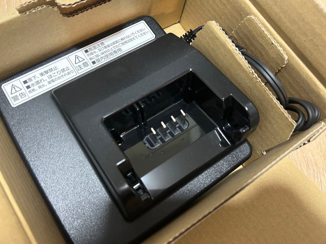 Panasonic NKJ075Z バッテリー充電器 - メルカリ