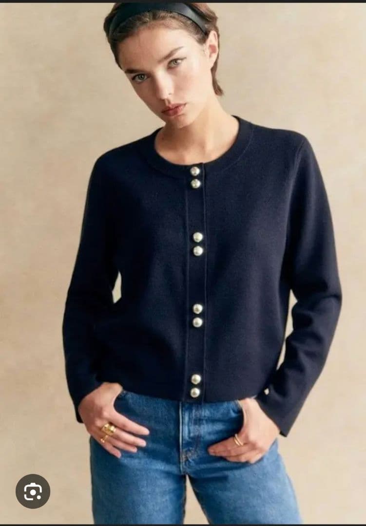 Sezane Agathe　セザンヌのメリノウールカーディガンSサイズ Sezane Agathe セザンヌのメリノウールカーディガンSサイズ