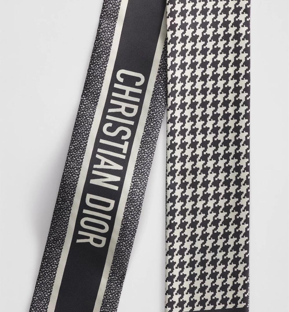 新品 クリスチャン ディオール 30 Montaigne ミッツァ スカーフ - メルカリ